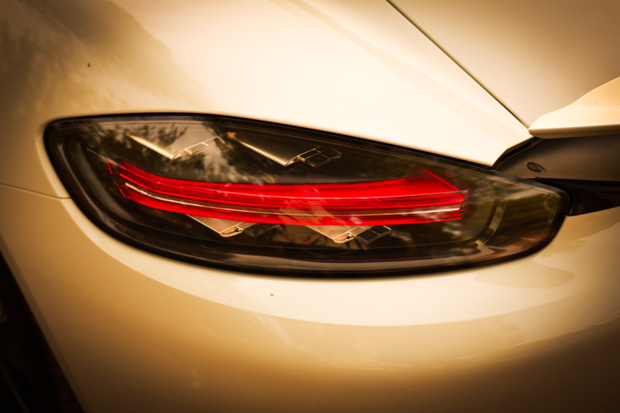 Close detail of the Porsche rear lamp